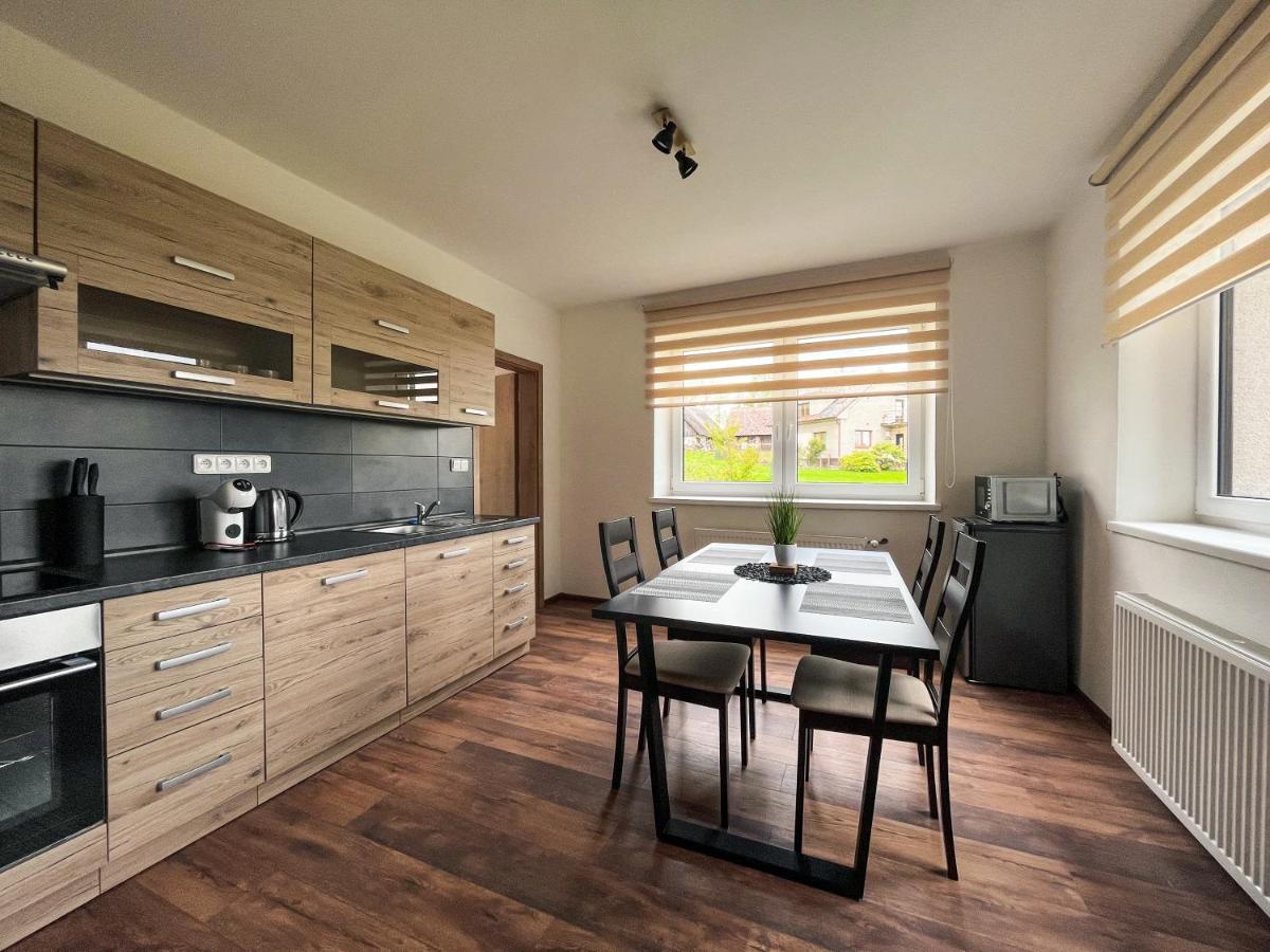 Slavikov - Simple Apartment Horni Radechova